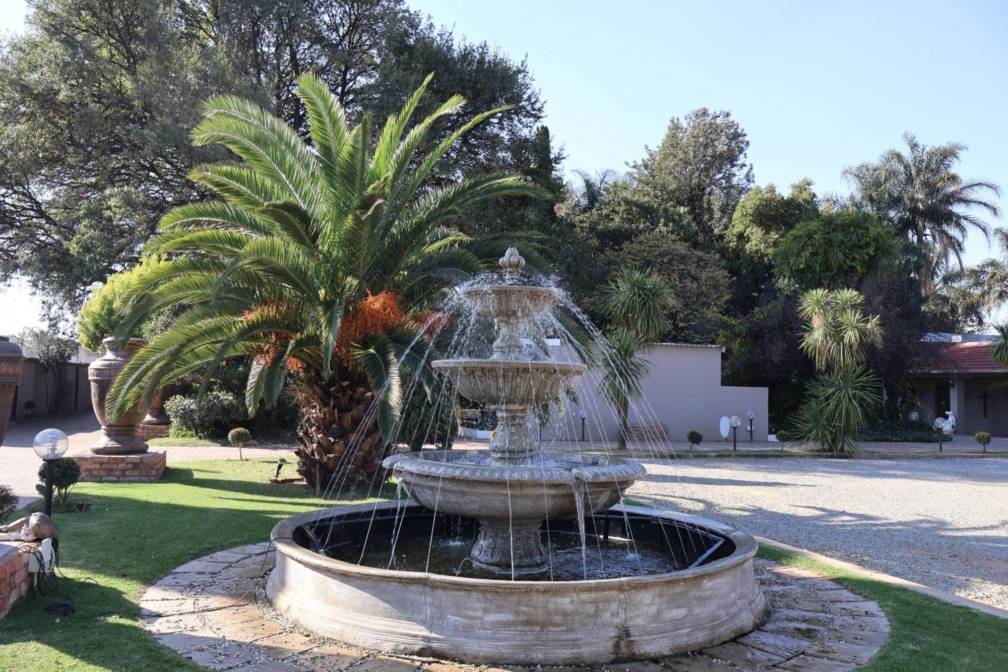 Airport Gardens Boutique Hotel Boksburg Zewnętrze zdjęcie